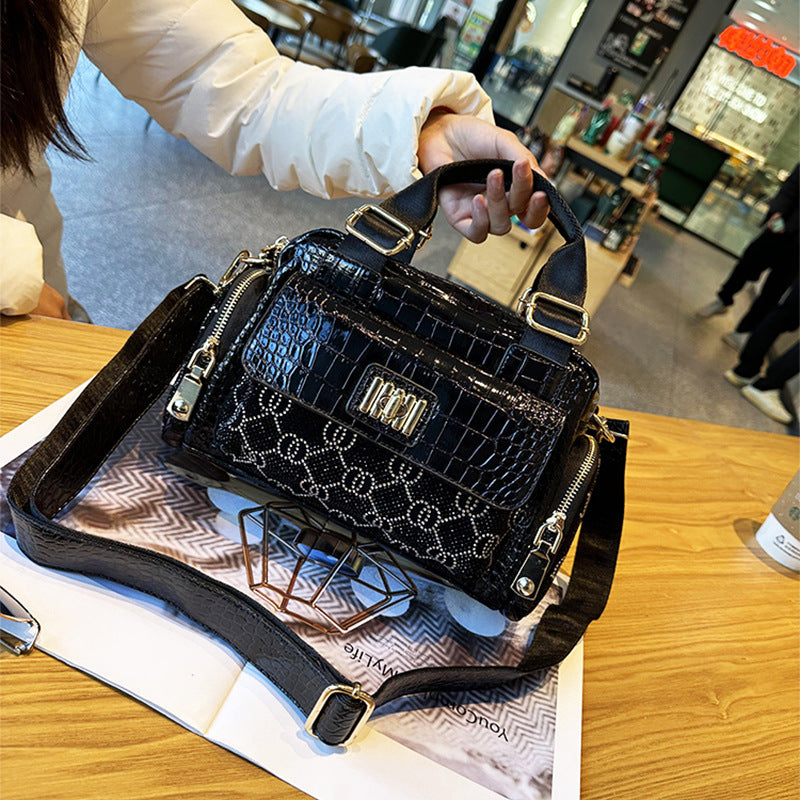 Popular Elegant Bag Women's 2025 New Fashion Handbag High-end Soft Leather Women's Crossbody Bag Pillow Bag Trendy