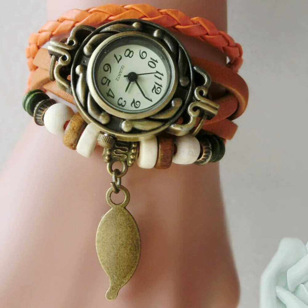 Women'S Elegant Vintage Leather Wrapped Bracelet Watch Leaf Pendant Bracelet Watch Women'S Fashion Watch Reloj De Mujer