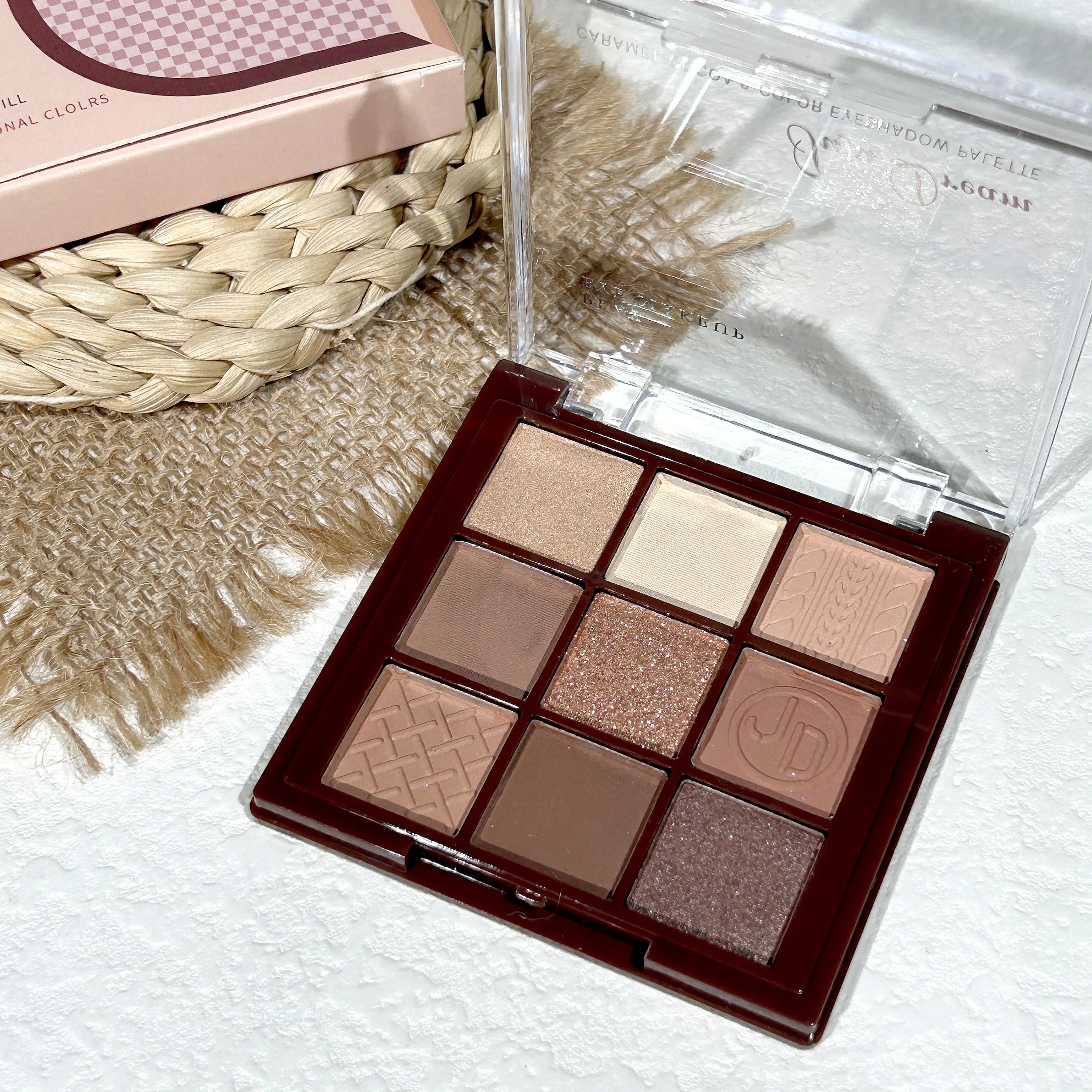 Chocolate Warm Brown Earth Palette - 9 Shades Matte Orange Brown Pearlescent Glitter Illuminating Wear Eyeshadow