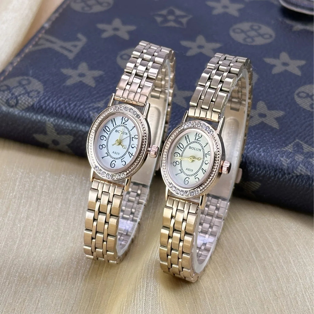 Orologio da Donna Ovale con Diamanti – Cassa in Acciaio, Quadrante Romano, Quarzo