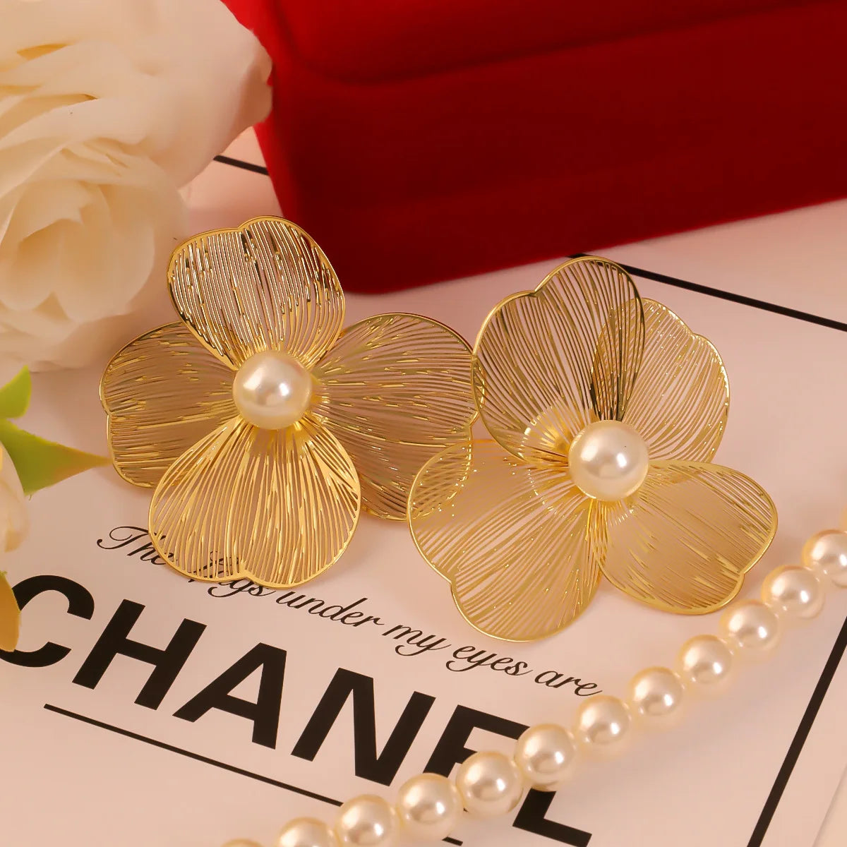 Exaggerate Golden Alloy Flower Big Hoop Earrings Personality Fashion Dangle Earring for Women Girls Ear Hook Metal Charm Jewelry