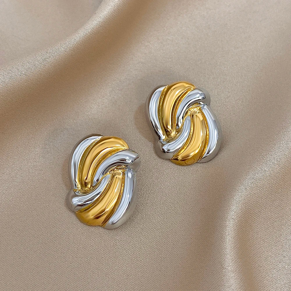 Orecchini Fiore Geometrico Bicolore Placcato Oro – uGlam