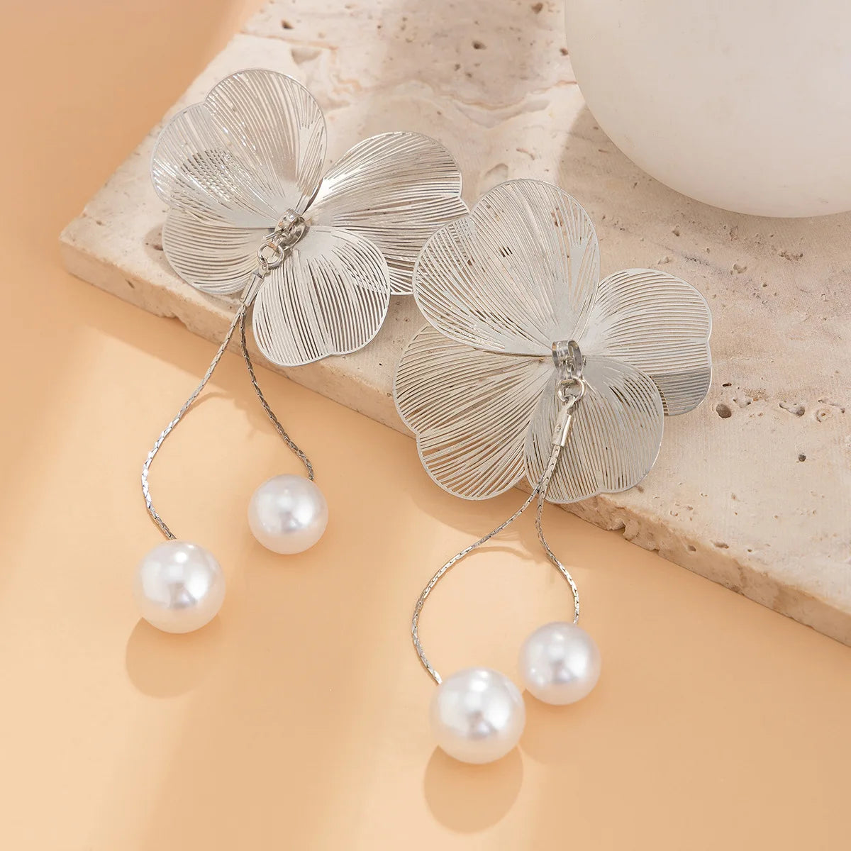 Orecchini a Cerchio Floreali Donna – Oro e Argento