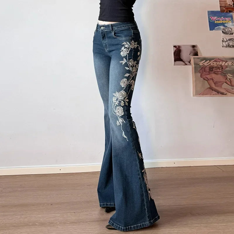 Jeans Flare Y2K Ricami Floreali – uGlam