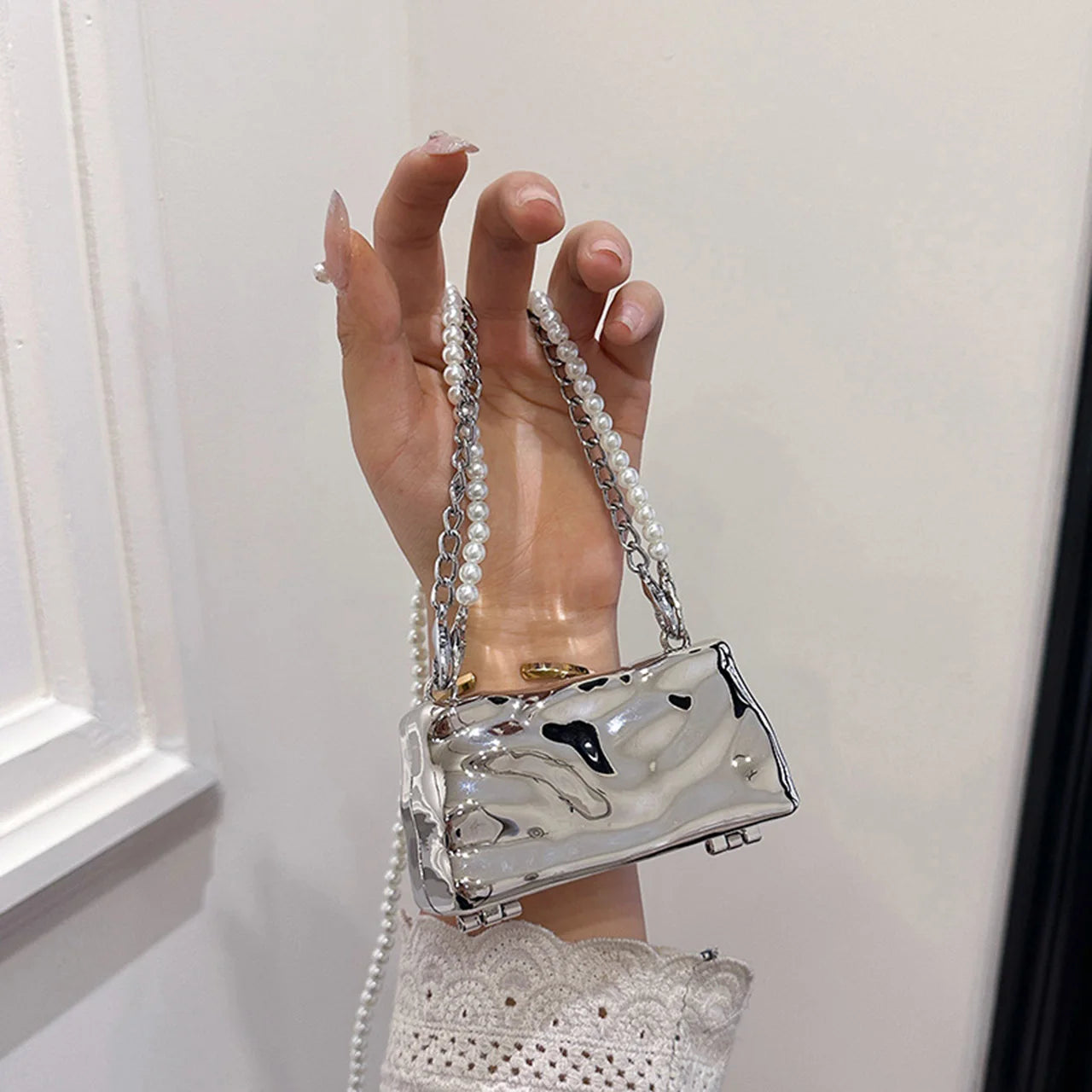 Mini Borsa Metallica con Catena uGlam