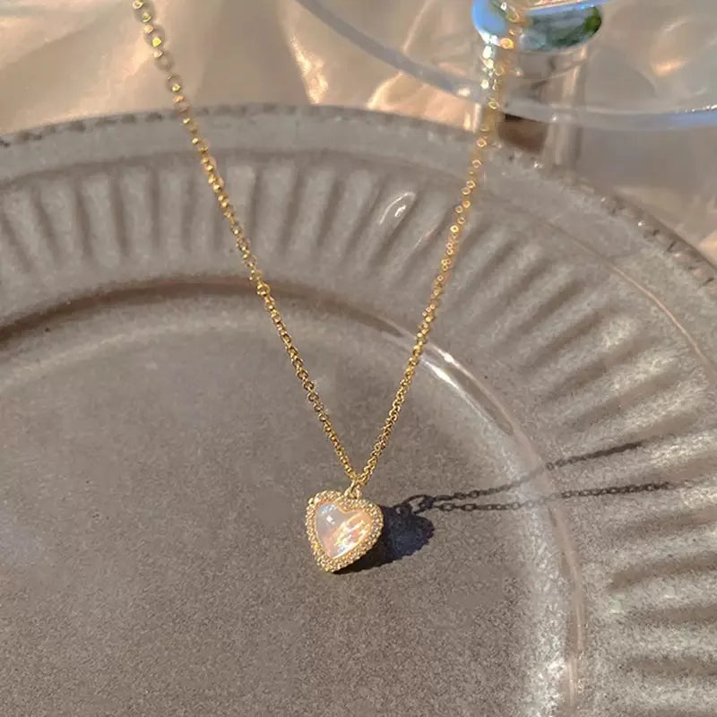 Collana Donna Doppio Strato con Pendente Farfalla Brillante – Catena Clavicola 7 Finiture