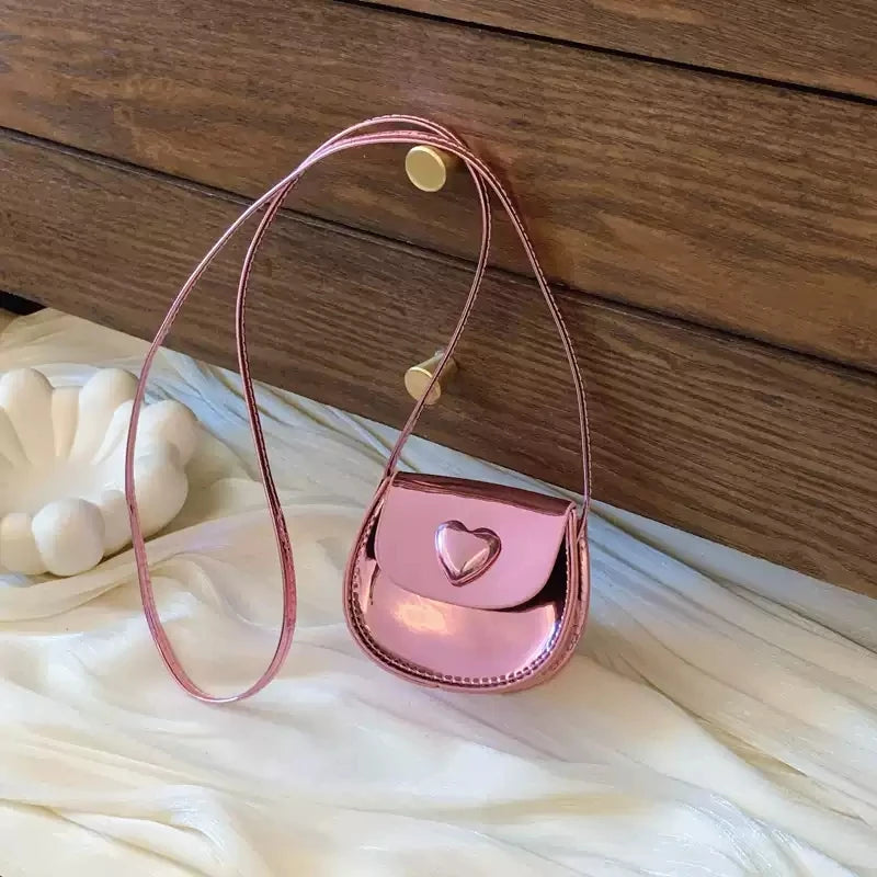 Kids Crossbody Bag 2026 New Heart Mirror Surface Small Shoulder Bag Girls Cute Mini Sling Purse for Daily