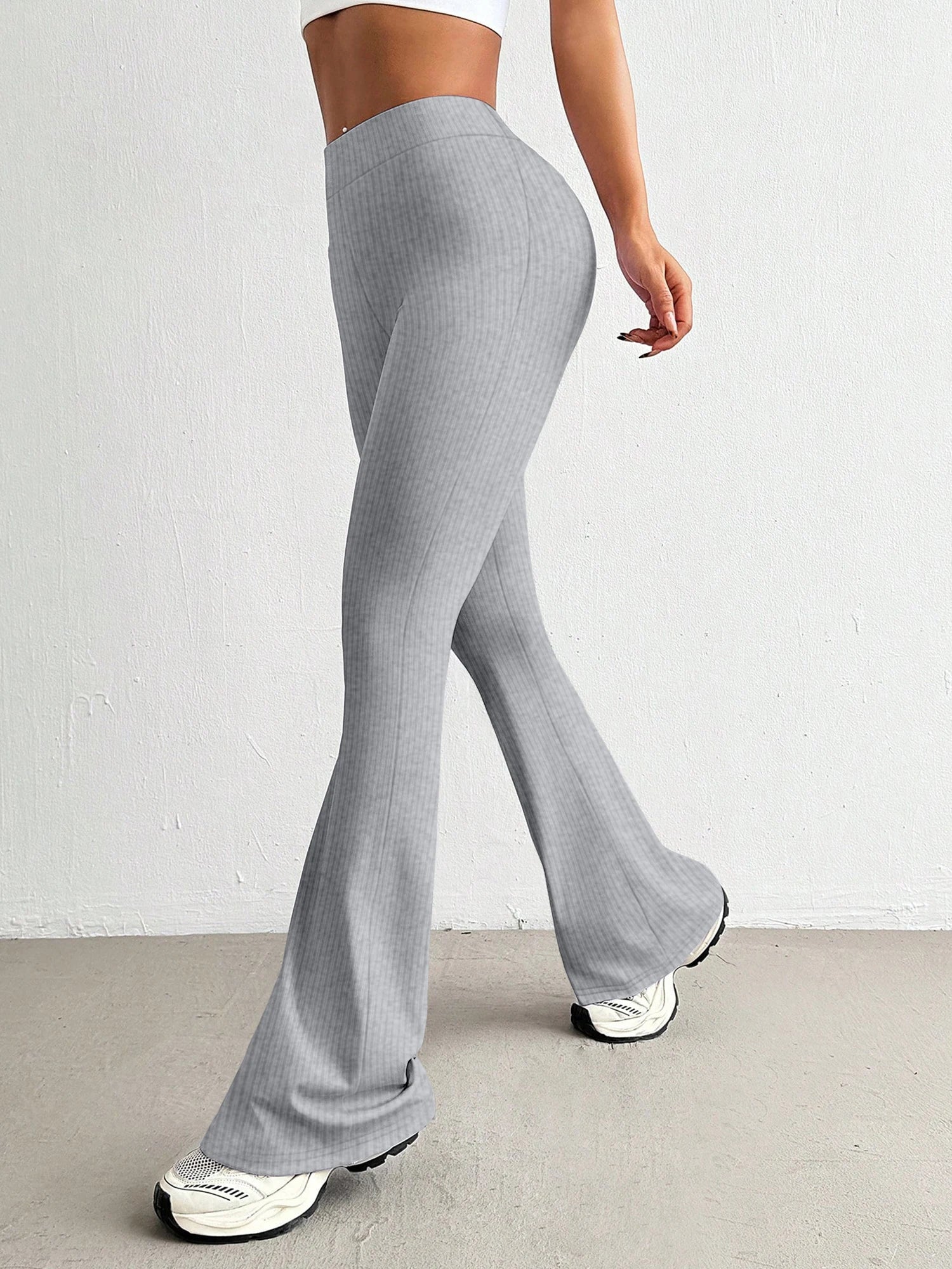 Pantaloni Flare a Vita Alta – uGlam