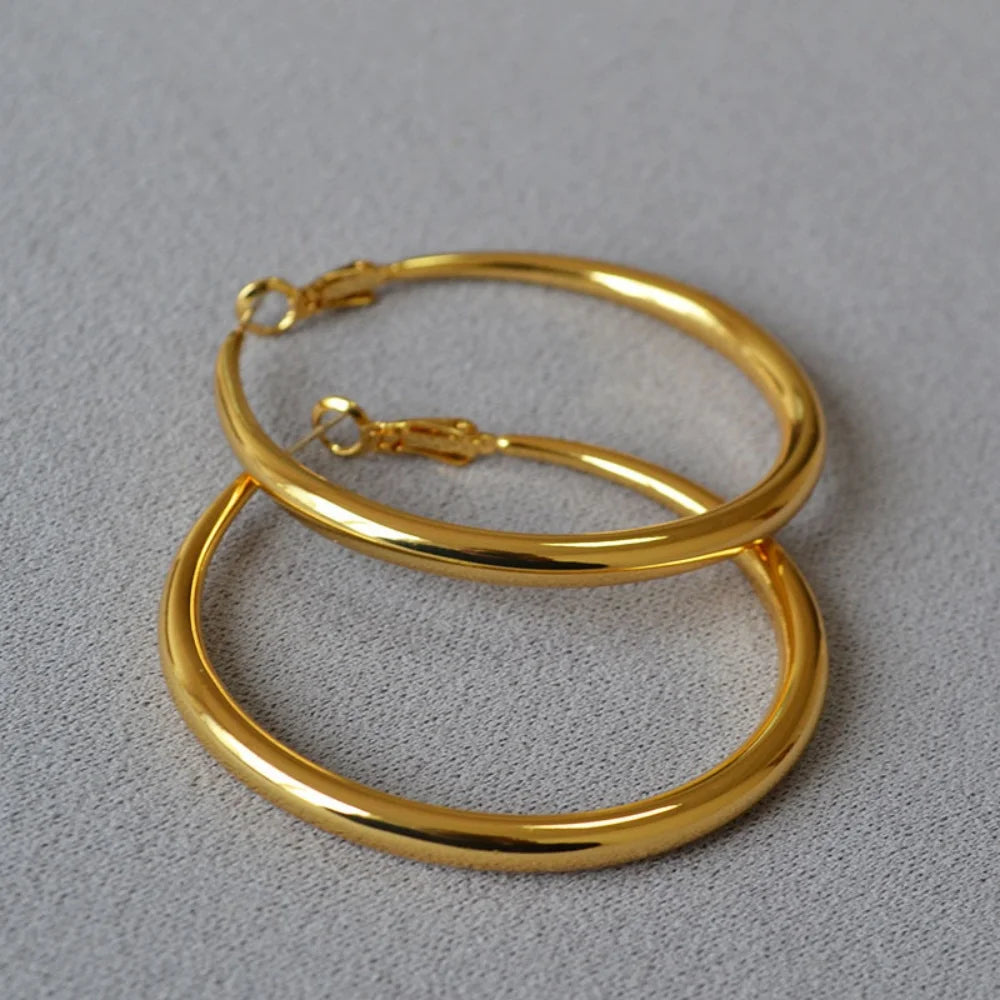 Orecchini Hoop Oversize Donna – Gold e Silver Stile Hong Kong Minimalista 3-5cm