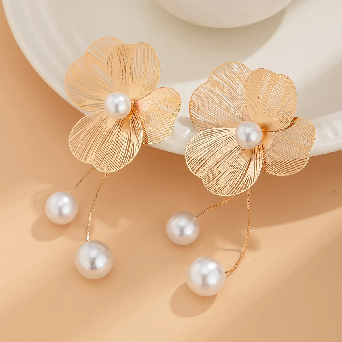Orecchini a Cerchio Floreali Donna – Oro e Argento