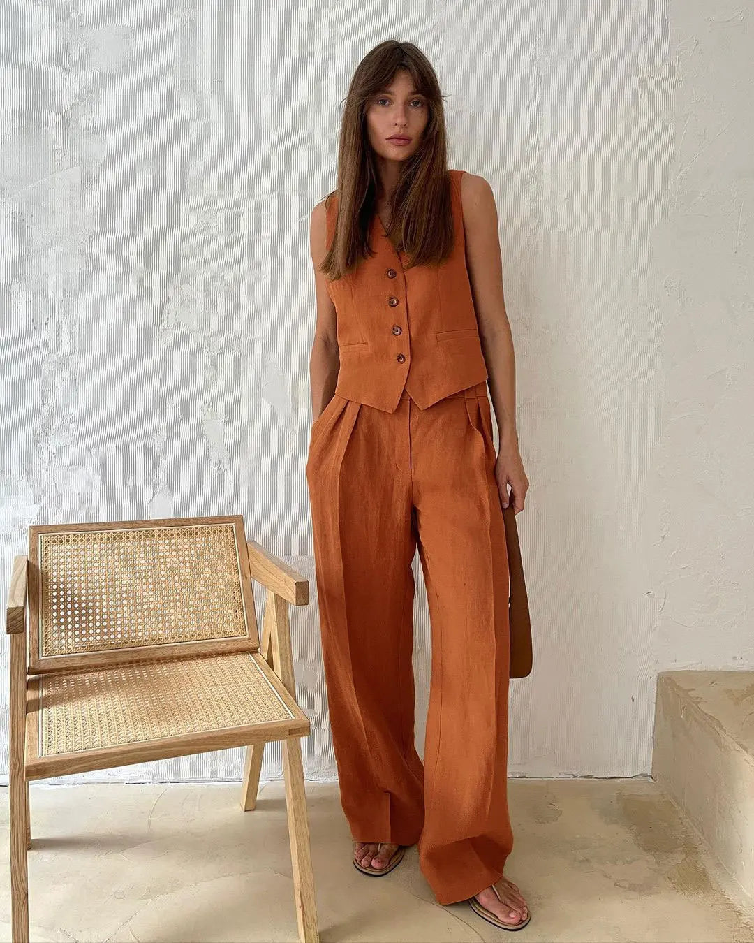 Completo Due Pezzi Donna – Gilet Senza Maniche e Pantaloni in Lino Elegante