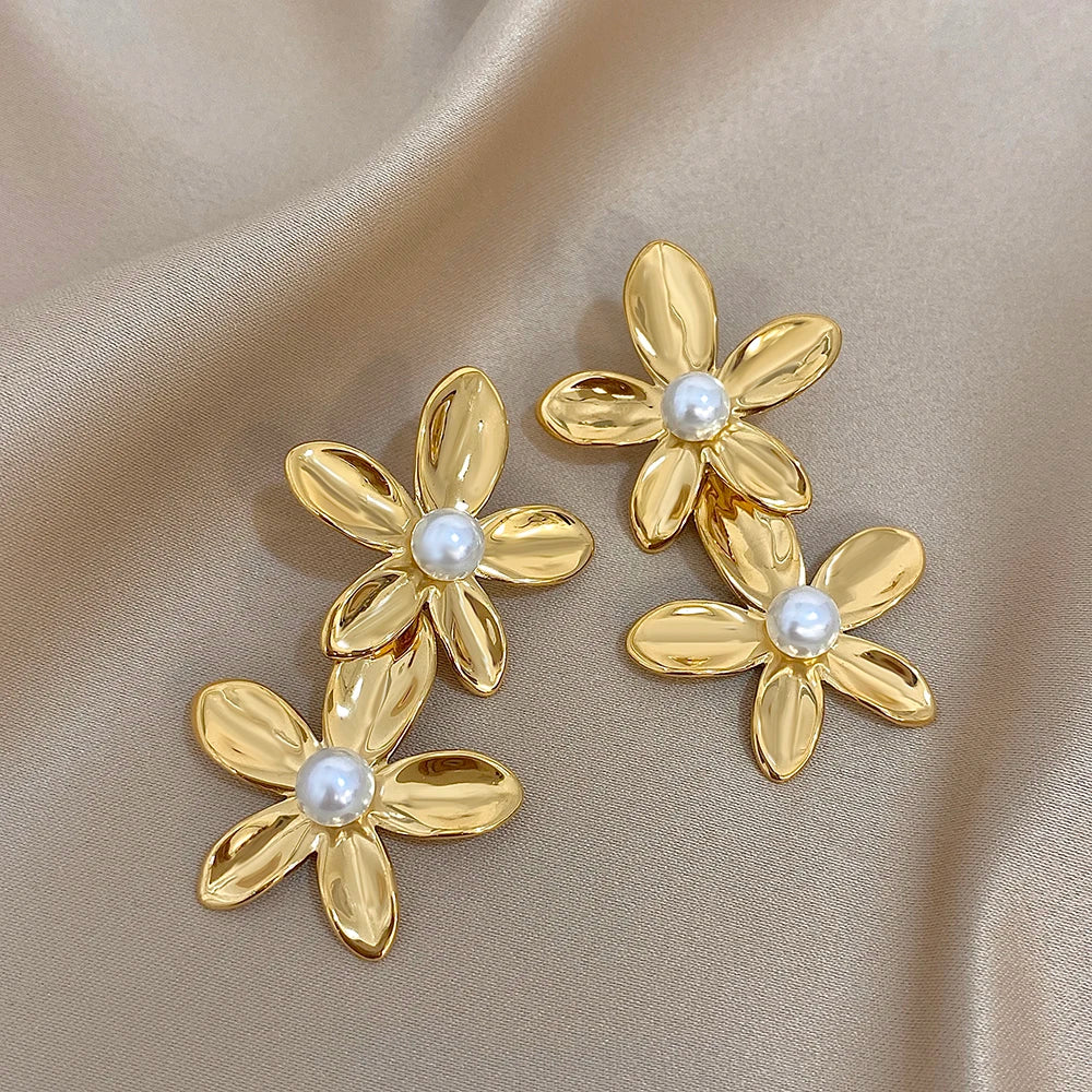 Orecchini Fiore Geometrico Bicolore Placcato Oro – uGlam