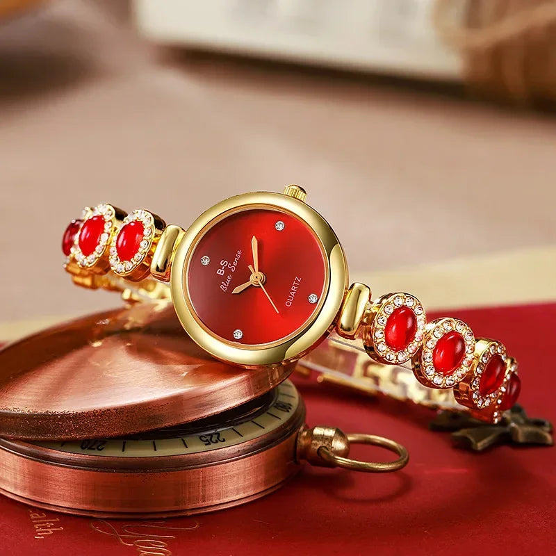 Orologio da Donna con Strass – Quadrante Piccolo, Movimento al Quarzo, Bracciale