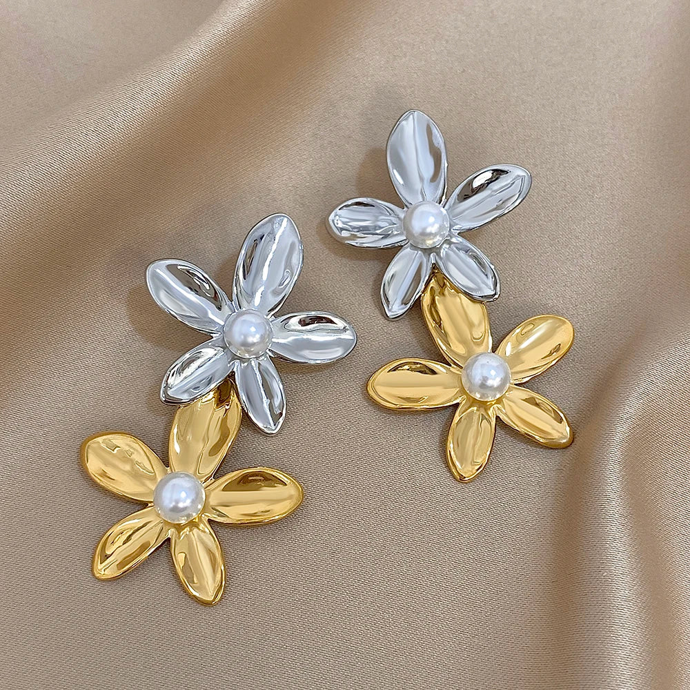 Orecchini Fiore Geometrico Bicolore Placcato Oro – uGlam