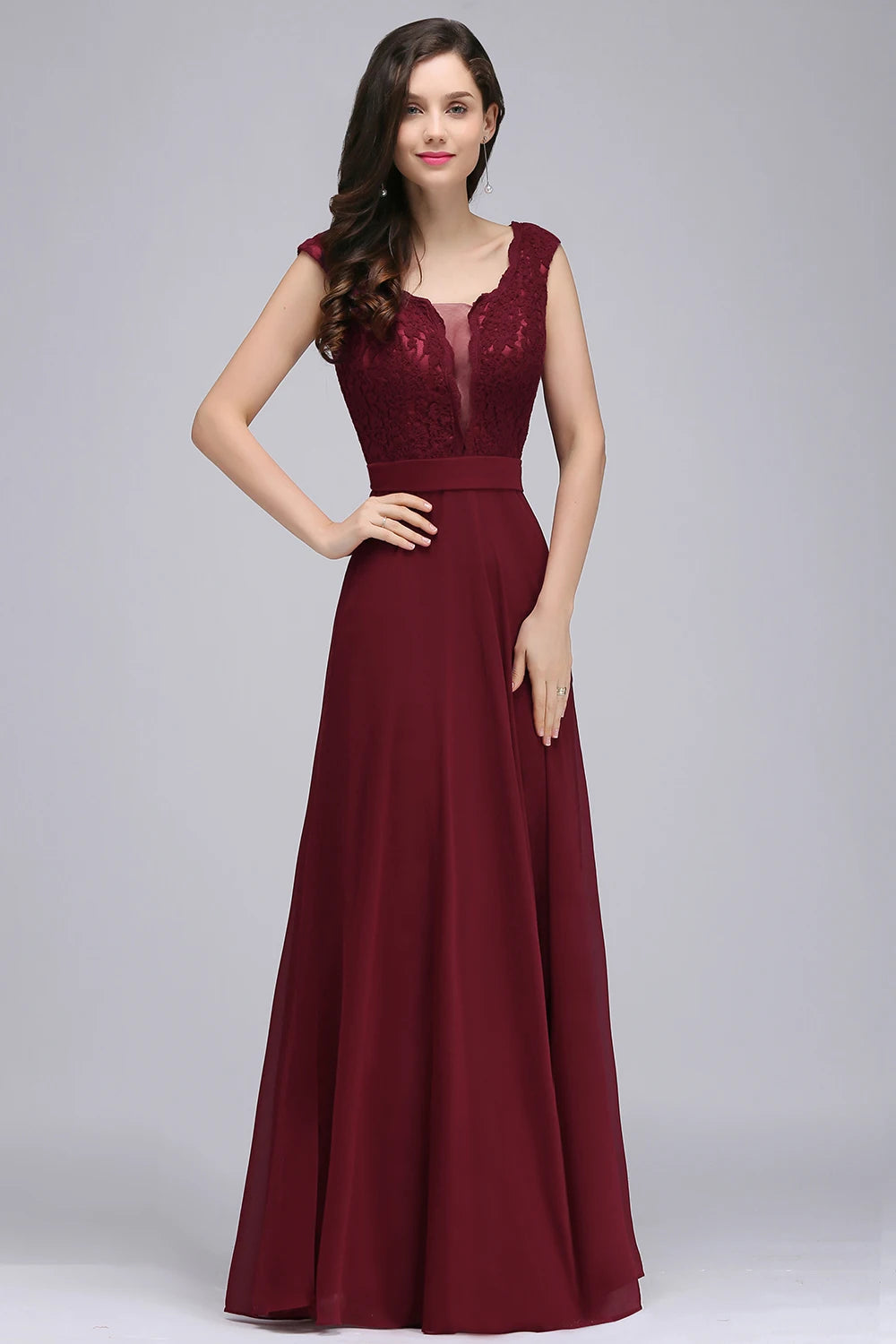 Abito da Sera Lungo Linea A in Pizzo e Chiffon – Collo Tondo, Senza Maniche, Formale