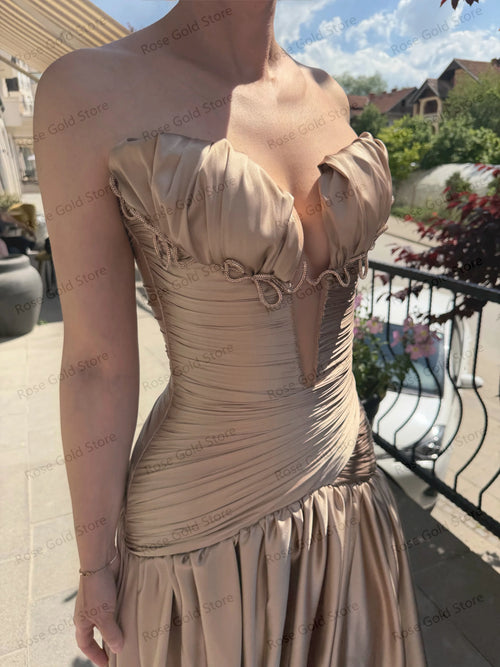 Abito da Sera Elegante in Raso | Scollo a Cuore | Lunghezza Pavimento | Su Misura
