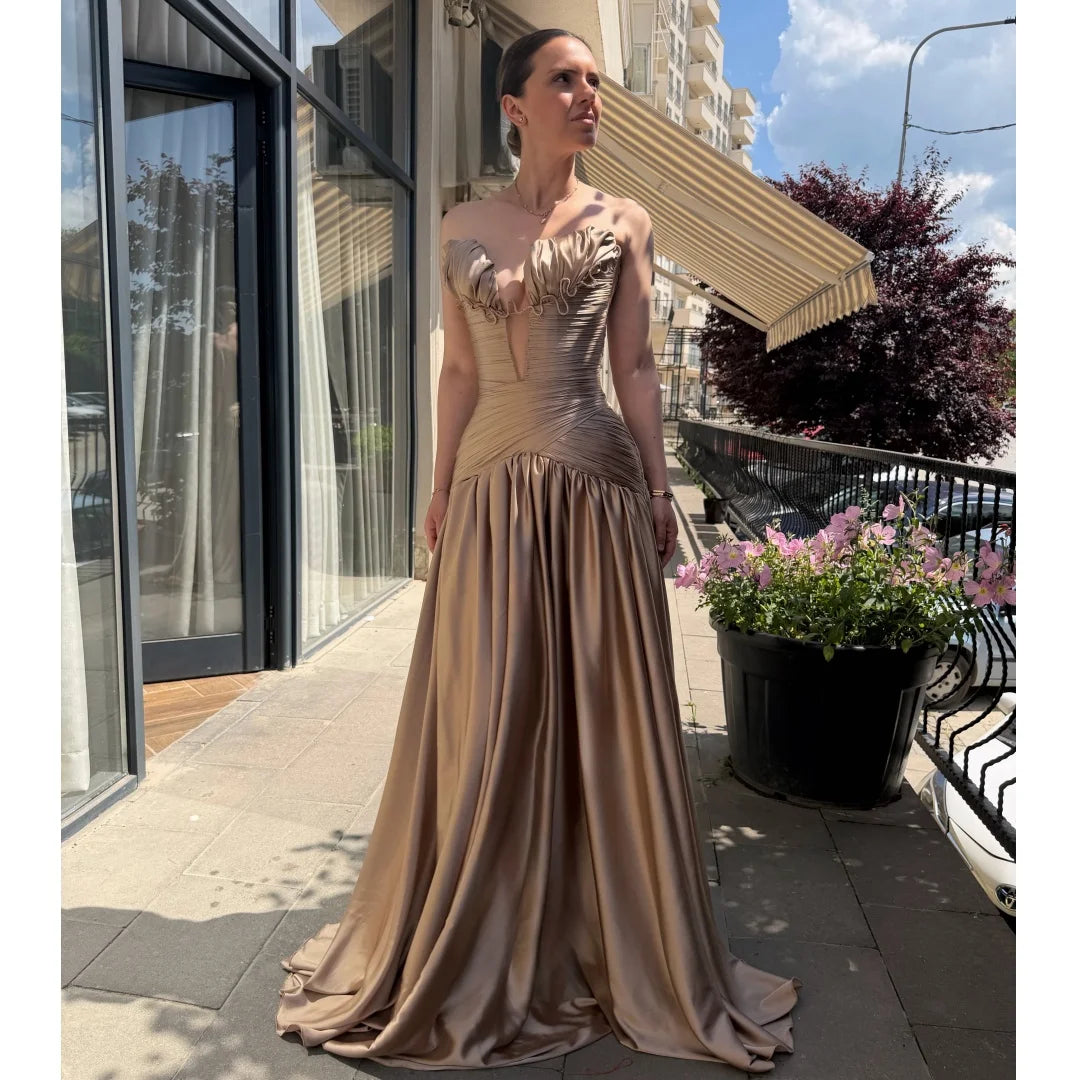 Abito da Sera Elegante in Raso | Scollo a Cuore | Lunghezza Pavimento | Su Misura