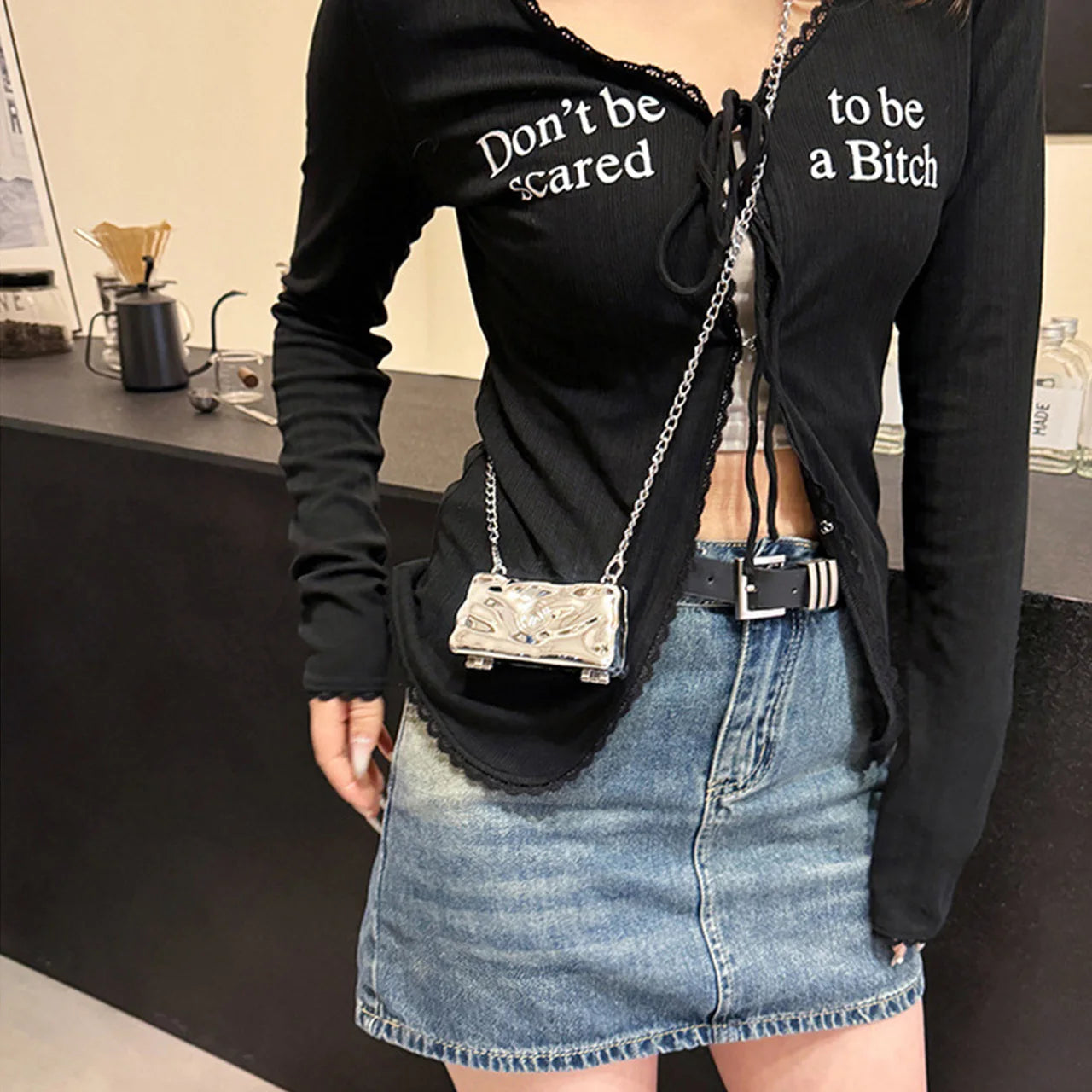 Metal Mini Bag for Women 2024 New Fashion Ice Crack Pearl Chain Mouth Red Bag Designer Shoulder Bag